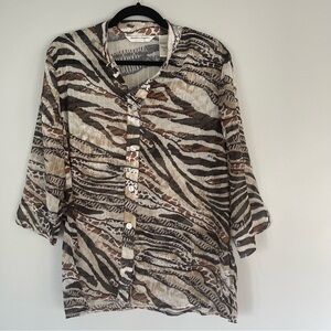 NWOT Drapers & Damons Animal Print Blouse Petite Large Button Front Sheer Light